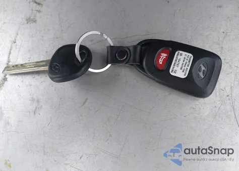 2012 Hyundai Elantra Touring Gls z USA, uszkodzony, nr VIN KMHDC8AE0CU154881